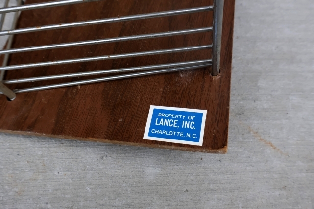 画像12: dp-251008-25 LANCE / 1970's Store Display Wire Rack