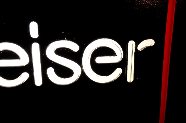 画像3: dp-251008-15 Budweiser 1980's-1990's Bar Display Lighted Sign