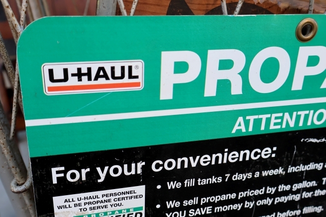 画像2: dp-251008-43 U-HAUL 2014 PROPANE STATION SIGN
