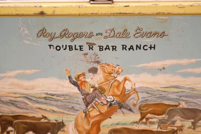 画像5: ct-251105-20 Roy Rogers and Dale Evans / THE AMERICAN THERMOS BOTTLE CO. 1953 Metal Lunch Box