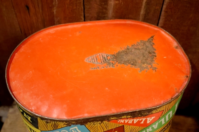 画像13: dp-251201-03 CHEINCO 1950's College Pennant Trash Can