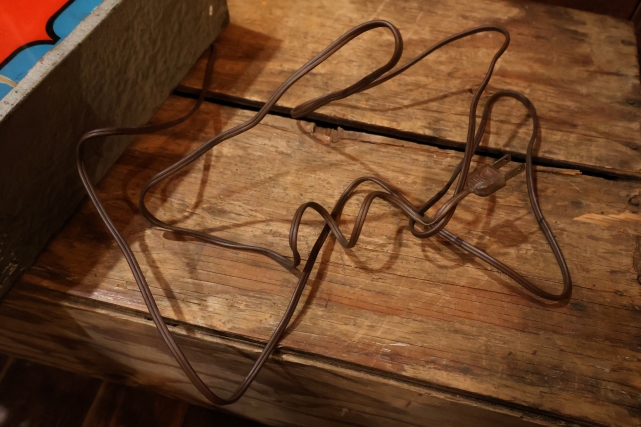 画像16: dp-251201-01 CAT'S PAW CAT-TEX / 1950's Advertising Lighted Clock