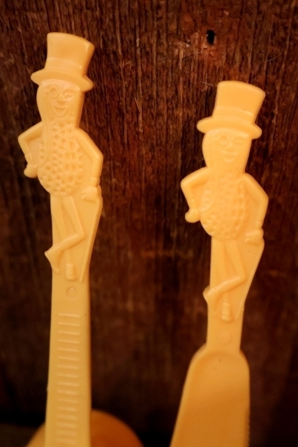 画像2: nt-250205-78 PLANTERS / MR.PEANUT 1990's Butter Knife &  Measuring Spoon