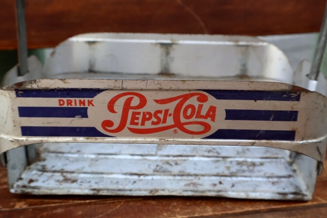 画像3: dp-260204-23 PEPSI-COLA 1950's Metal Bottle Carrier