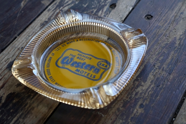 画像3: dp-260204-60 THE BEST Western MOTELS VINTAGE GLASS ASHTRAY
