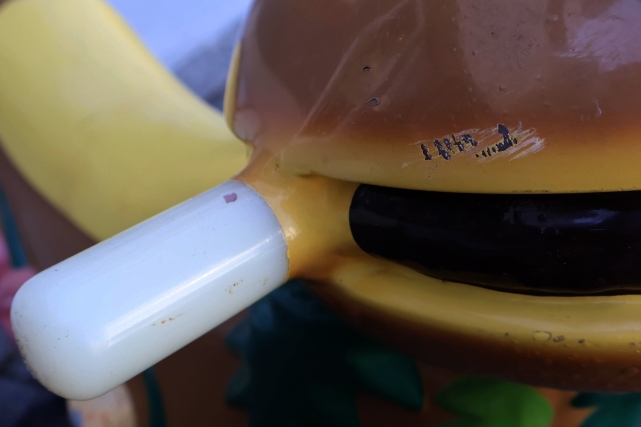 画像20: ct-260204-01 McDonald's Playland 1970's Setmakers Ride-on Seat "Hamburger"