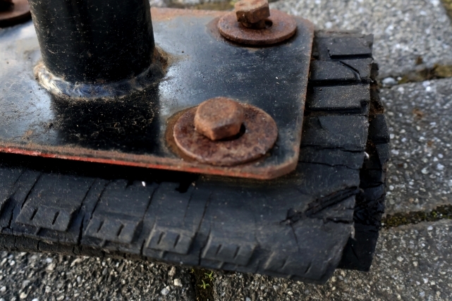 画像25: ct-260204-01 McDonald's Playland 1970's Setmakers Ride-on Seat "Hamburger"
