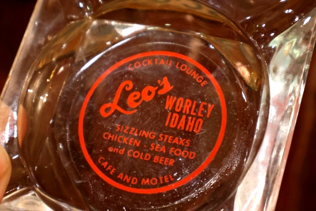 画像2: dp-260204-60 Leo's CAFE AND MOTEL VINTAGE GLASS ASHTRAY