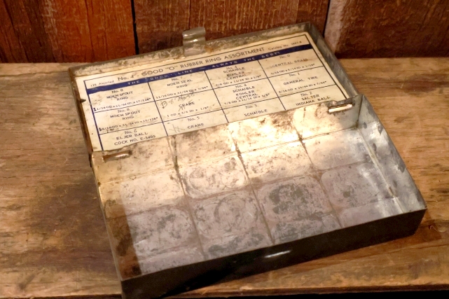 画像8: dp-260322-06 GOOD MFG. Co, INC / 〜1950's "GOOD" GOODS RUBBER RINGS TIN BOX