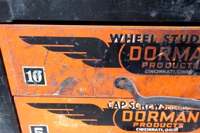 画像3: dp-230901-145 DORMAN / 1950's Auto Parts Metal Cabinet