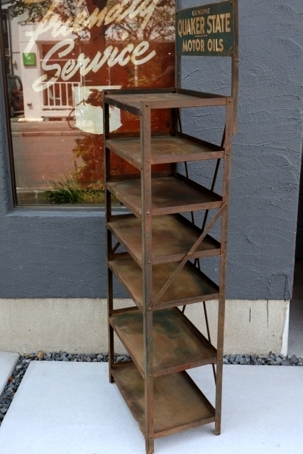 画像10: dp-260417-07 【※店頭ピックのみ】QUAKER STATE MOTOR OIL 1950's METAL DISPLAY SHELF