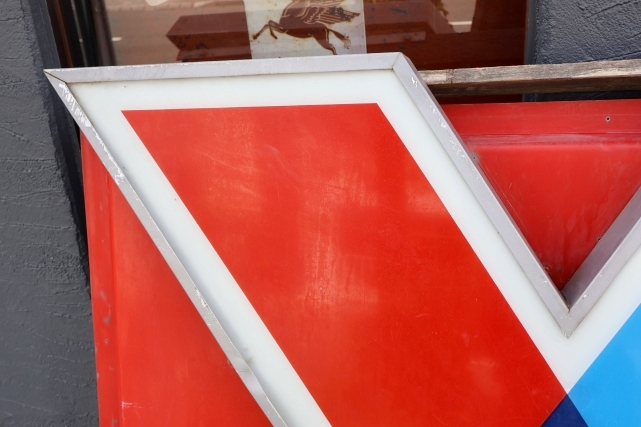 画像2: dp-260417-04 【※店頭ピックのみ】Valvoline 2000's 3-D Large Sign