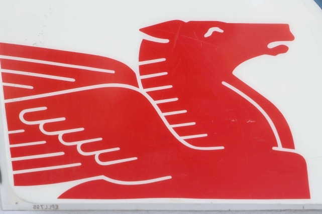 画像2: dp-260417-03 【※店頭ピックのみ】Mobil Motor Oils 1980's〜 Plastic Sign