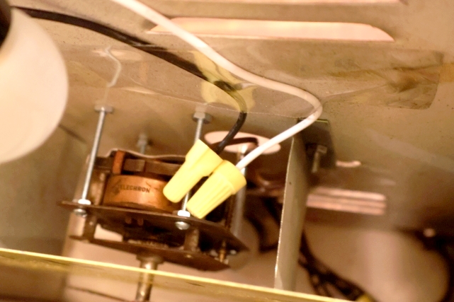 画像25: dp-260401-01 CAT'S PAW CAT-TEX / 1950's Advertising Lighted Clock