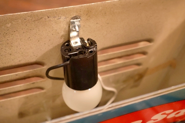 画像24: dp-260401-01 CAT'S PAW CAT-TEX / 1950's Advertising Lighted Clock