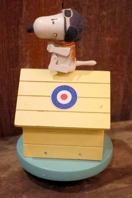 画像7: ct-260401-07 Snoopy / Schmid 1970's Flying Ace Musical Doghouse