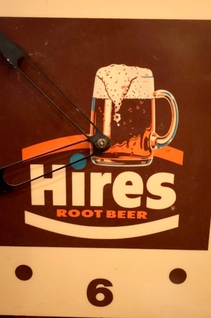画像2: dp-260204-18 Hires ROOT BEER 1960's Wall Clock