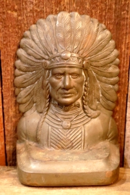画像1: dp-260325-03 1930's-1940's Indian Iron Bookend