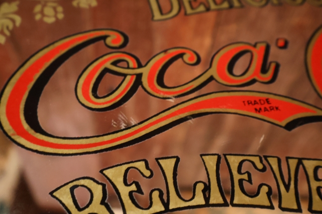画像4: dp-260417-13 Coca-Cola Late 1970's Pub Mirror Serving Tray