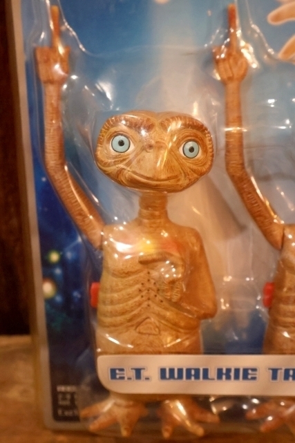 画像2: ct-260322-03 E.T. / COLUMBIA 2002 TOYS “Я” US Exclusively E.T. WALKIE TALKIES