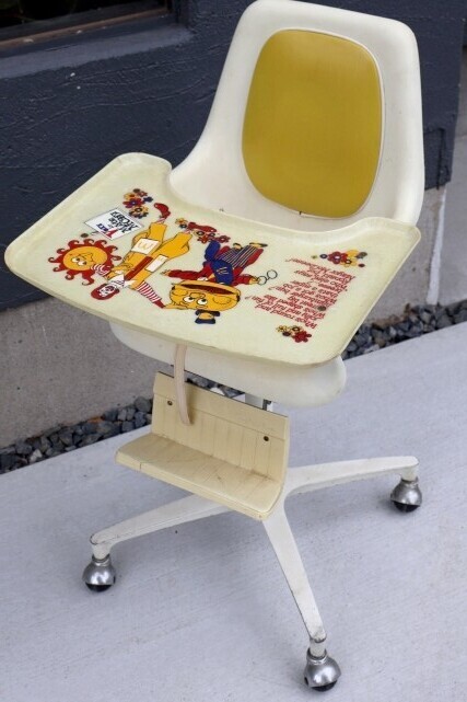画像1: dp-260520-05 【※店頭ピックのみ】McDonald's / Comfort Lines 1970's Kid's High Chair