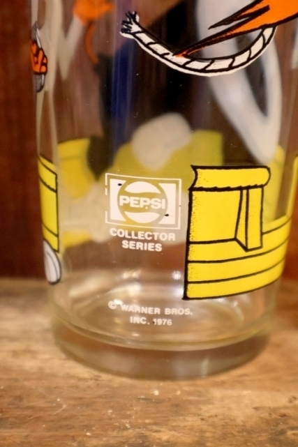 画像5: gs-260601-04 Bugs Bunny & Yosemite Sam / PEPSI 1976 Collector Series Glass