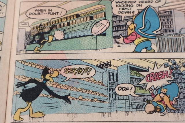 画像3: ct-251201-07 YOSEMITE SAM and BUGS BUNNY / WHITMAN August 1977 Comic