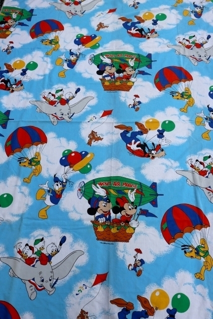 画像1: ct-240207-07 Walt Disney Characters / 1970's Flat Sheet (Twin)