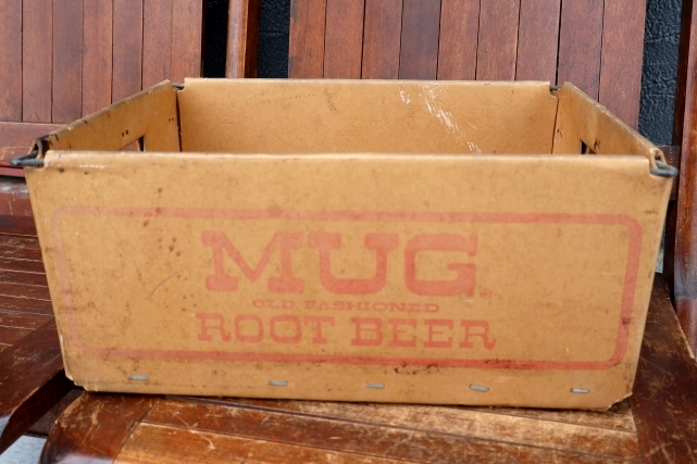 画像1: dp-251201-20 MUG ROOT BEER・Schweppes 1960's-1970's Cardboard Crate Box