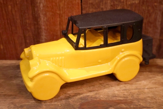 画像2: dp-260303-02 AVON / 1970's 1926 CHECKER CAB WILD  COUNTRY AFTER SHAVE GLASS BOTTLE