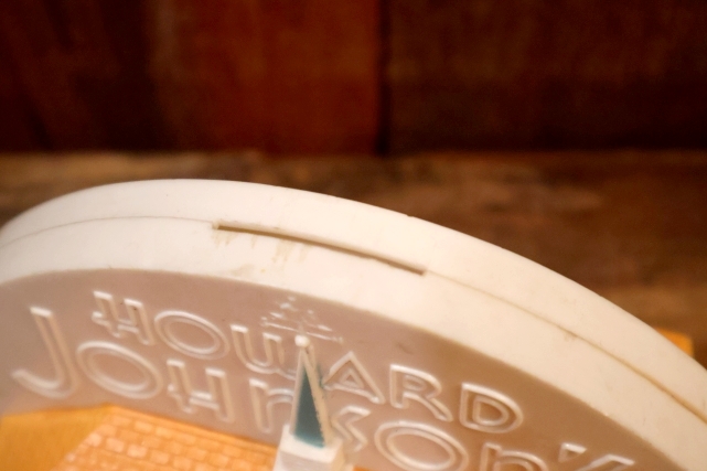 画像8: dp-260325-27 HOWARD JOHNSON'S 1960's Plastic Coin Bank