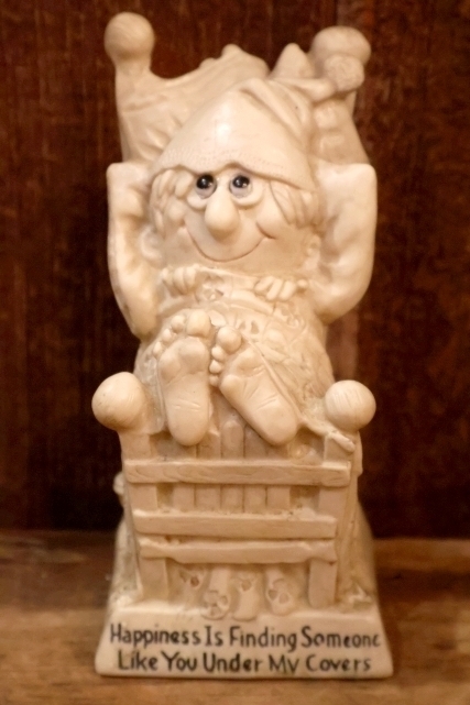 画像1: ct-220901-15 R& W BERRIES 1970's Message Doll "Happiness In Finding Someone Like You Under My Covers"