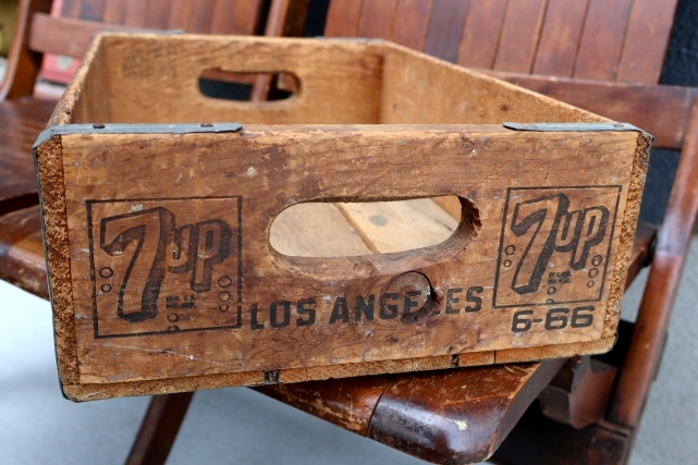画像7: dp-260601-20 DRINK 7 Up DAIRY/ 1960's Wood Crate Box