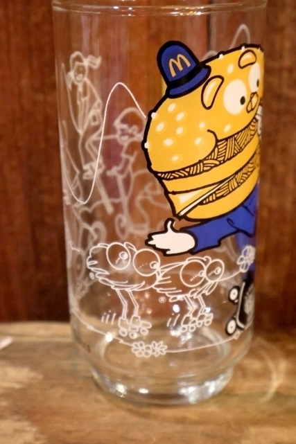画像3: gs-260801-05 McDonald's / 1977 McDONALDLAND Action Series Glass "Big Mac Police"