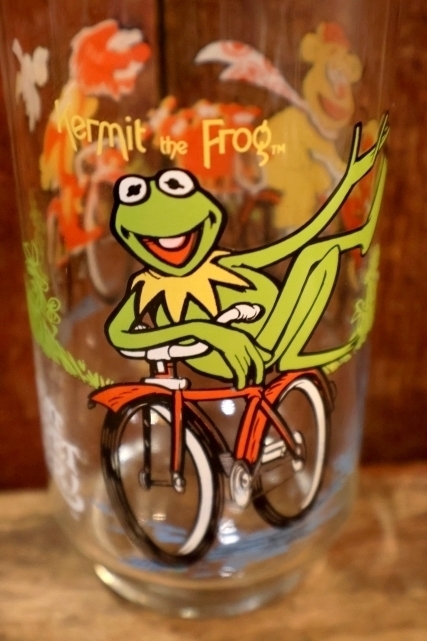画像2: gs-260801-09 Muppets / McDonald's 1981 The Great Muppet Caper! "Kermit" Glass