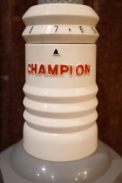 画像2: dp-210401-06 CHAMPION SPARK PLUGS / 1970's AM RADIO