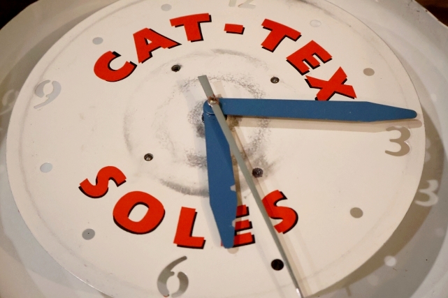 画像13: dp-260520-03 CAT-TEX 1940's-1950's Light-Up Wall Clock