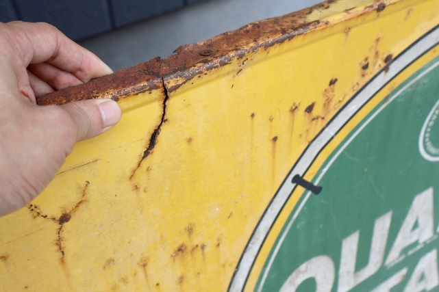 画像6: 【※店頭ピックのみ】dp-260901-25 QUAKER STATE MOTOR OIL 1960's "Buy Quality" Metal Sign