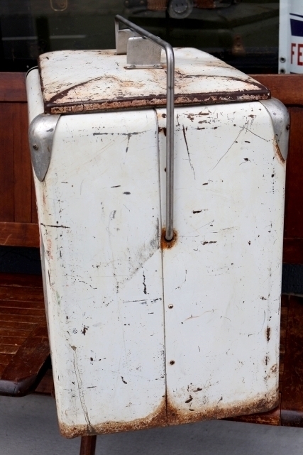 画像8: dp-260922-02 7 Up 1950's ROGRESS REFRIGERATOR CO. Metal Cooler Box