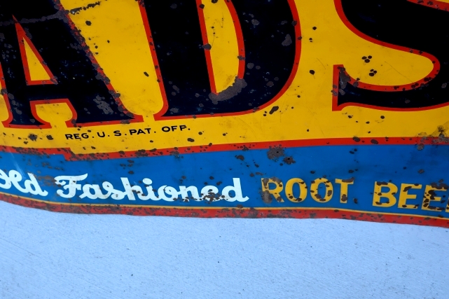 画像11: dp-261014-12【※店頭ピックのみ】DAD'S ROOT BEER 1950's METAL SIGN