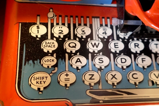 画像7: ct-261014-49 Mickey Mouse Club / T.COHN INC. 1950's MOUSKETEER TYPEWRITER 