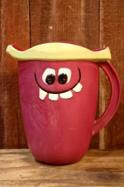 画像1: ct-261014-01 Pillsbury / Funny Face 1970's "Goofy Grape" Plastic Pitcher